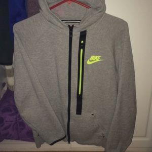 Nike hoodie !!!